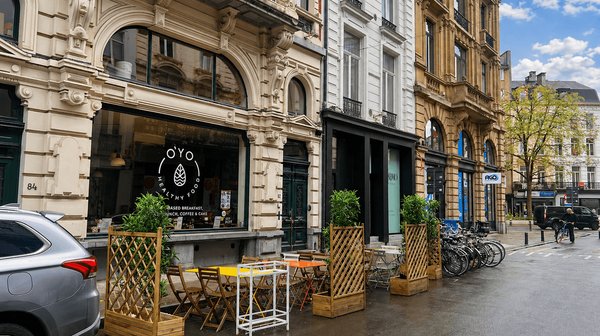 1778598374-terras met zon 2
